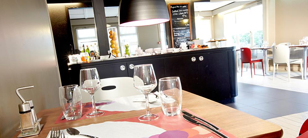 Hotel Campanile Orleans Nord - Saran Eksteriør billede