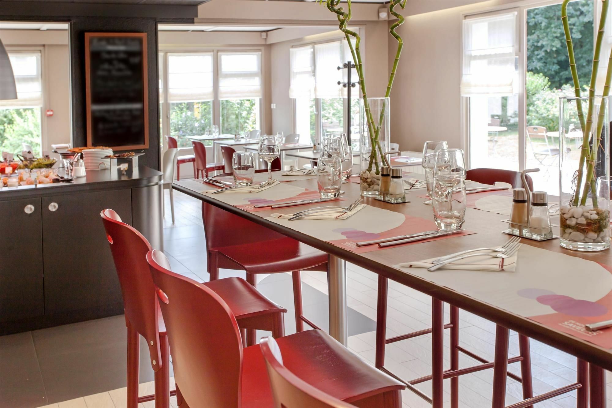 Hotel Campanile Orleans Nord - Saran Eksteriør billede